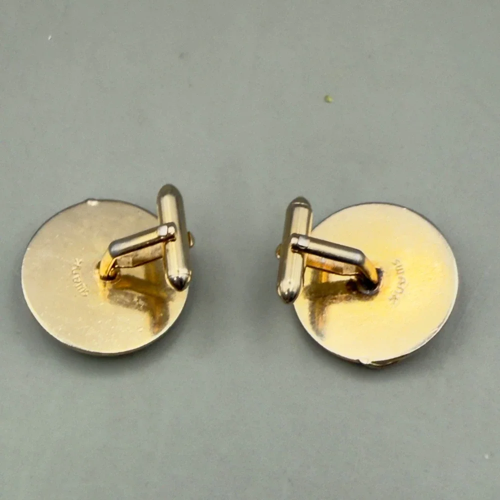 Swank Cufflinks Black Mother of Pearl Gold Tone Round Spiral Overlay Mens Toggle